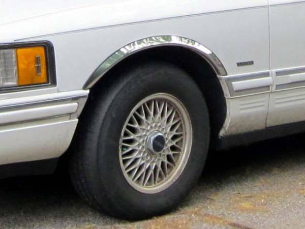 QAA - WZ36680 Molded Stainless Steel Wheel Well Fender Trim 4Pc 1990-1997 Lincoln Town Car QAA