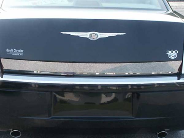 QAA - RD45760 Stainless Steel Rear Deck Accent 1Pc 2005-2010 Chrysler 300 QAA