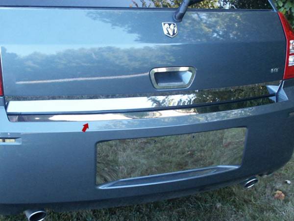 QAA - RB45920 Stainless Steel Rear Bumper Accent 1Pc 2005-2008 Dodge Magnum QAA