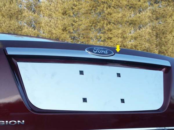 QAA - LB46390 Stainless Steel License Plate Bar Accent 1Pc 2006-2009 Ford Fusion QAA