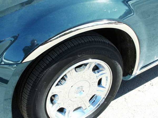 QAA - WZ45920 Molded Stainless Steel Wheel Well Fender Trim 4Pc 2005-2008 Dodge Magnum QAA