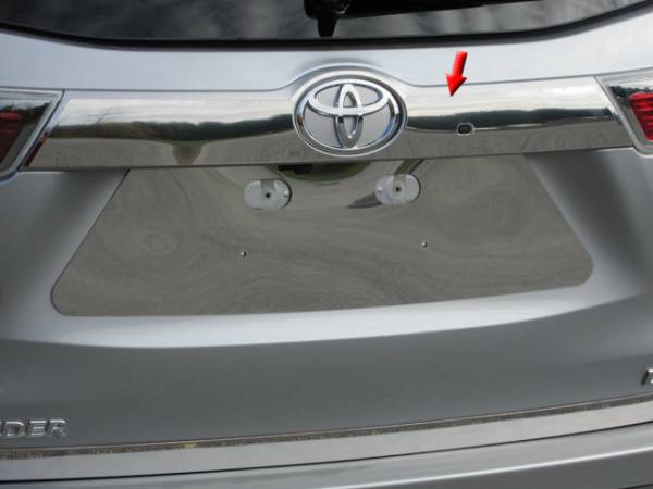 QAA - LB14110 Stainless Steel License Plate Bar Accent 1Pc 2014-2019 Toyota Highlander QAA