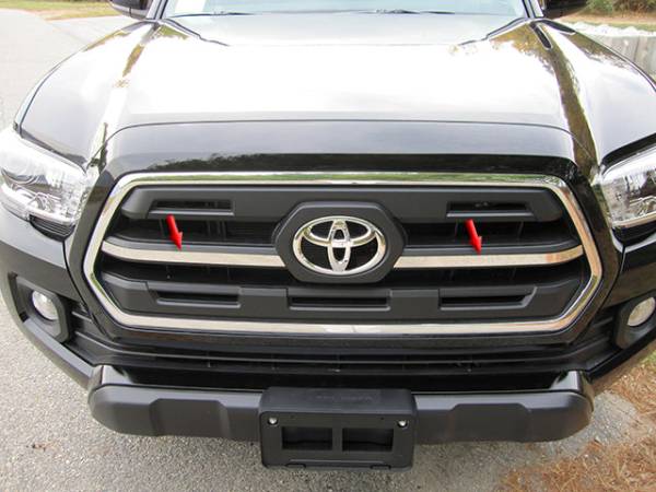 QAA - SG16175 Stainless Steel Grille Accent 2Pc 2016-2023 Toyota Tacoma QAA