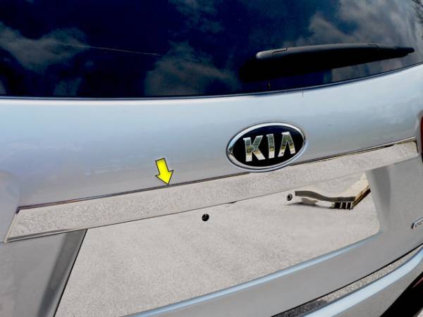 QAA - LB16820 Stainless Steel License Plate Bar Accent 1Pc 2016-2020 Kia Sorento QAA