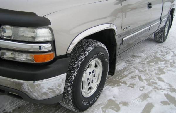 QAA - WZ39182 Molded Stainless Steel Wheel Well Fender Trim 4Pc 1999-2006 Chevrolet Silverado QAA