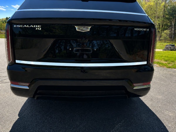 QAA - RT65230 Stainless Steel Tailgate Accent 1Pc 2025-2026 Cadillac Escalade IQ & IQL QAA