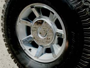 HV43019 Stainless Steel Wheel Skin Accent 36Pc 2003-2009 Hummer H2 QAA