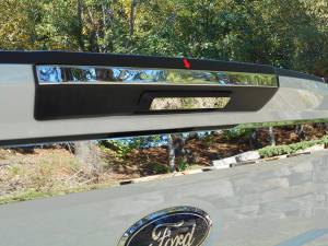 LB57320 Stainless Steel Tailgate Handle Accent 1Pc 2017-2022 Ford F-250 & F-350 Super Duty QAA