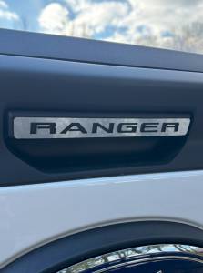 DH64346 Stainless Steel Tailgate Handle Accent 1Pc 2024-2025 Ford Ranger QAA